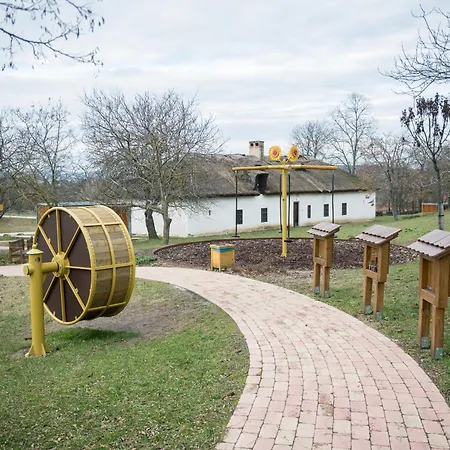 Szantodpusztai Majorsag * Szantod