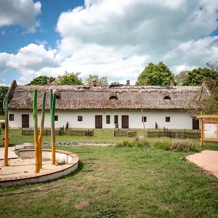 דירה Szantodpusztai Majorsag