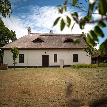 Szantodpusztai Majorsag דירה