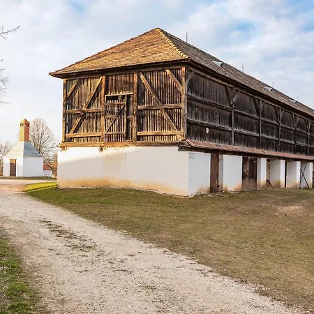 Szantodpusztai Majorsag Lejlighed