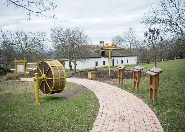 Szantodpusztai Majorsag * Сантод